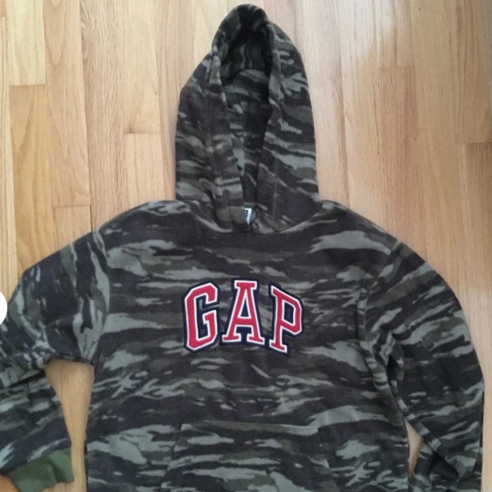 GAP Boy Camo Fleece Hoodie Size 10 L Camouflage Green
